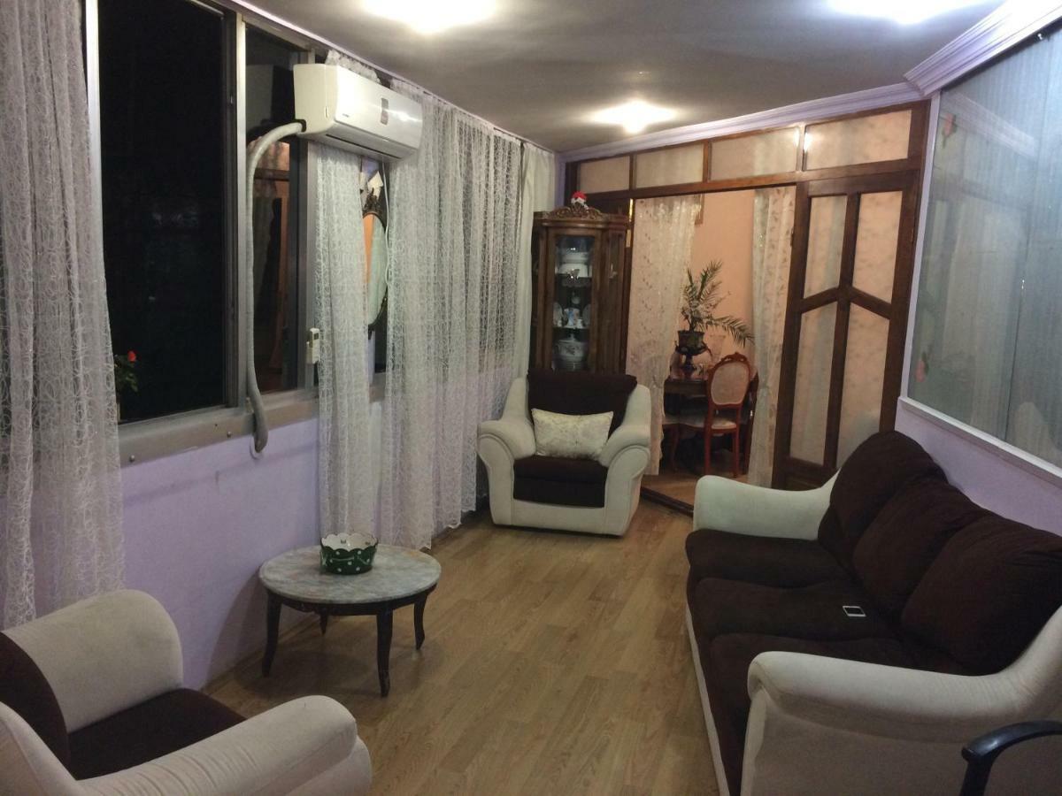 Apartment On Melashvili 24 Batoemi Buitenkant foto
